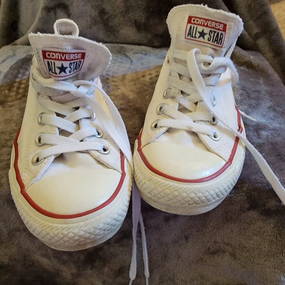 Converse All Star Sneakers Womens 8 White Good Low Top Canvas M7652
